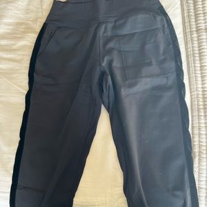 Athleta Venice velvet stripe jogger
